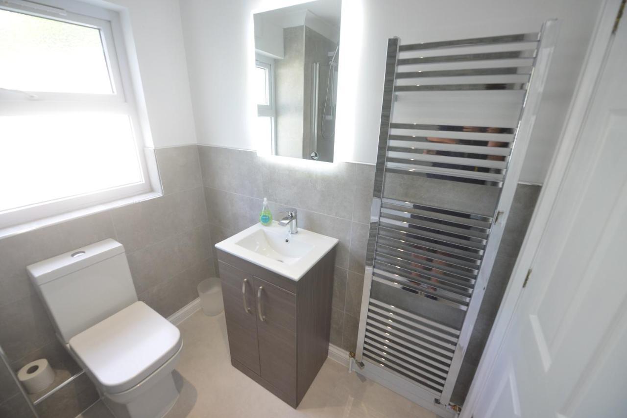 Torquaytownhouse With Hot Tub 200m From - Free Wifi Sky Glass Holiday home *