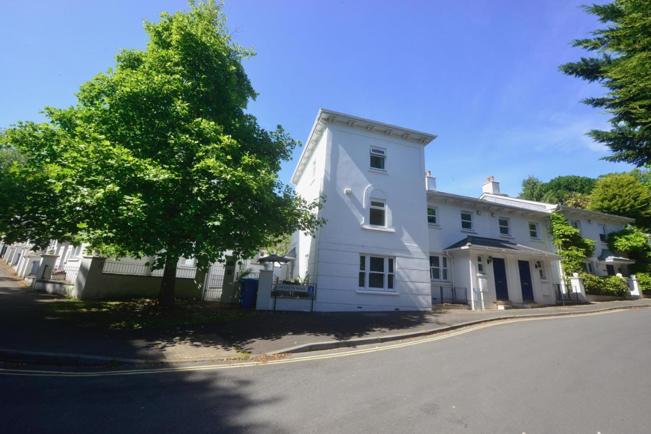Torquaytownhouse With Hot Tub 200m From - Free Wifi Sky Glass Holiday home