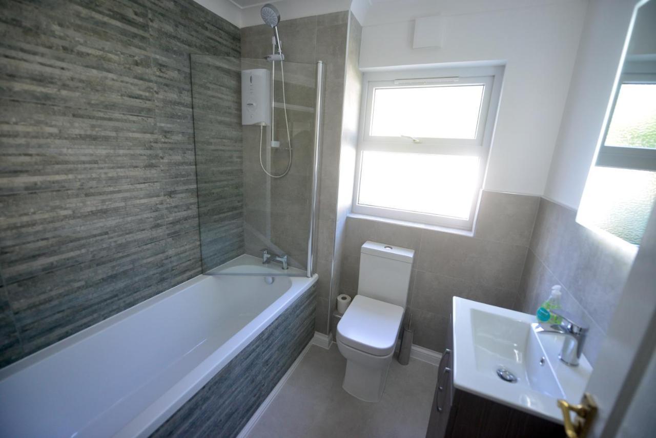 Holiday home Torquaytownhouse With Hot Tub 200m From - Free Wifi Sky Glass Torquay